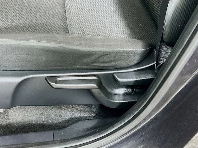 2017 Honda HR-V LX - Photo 11