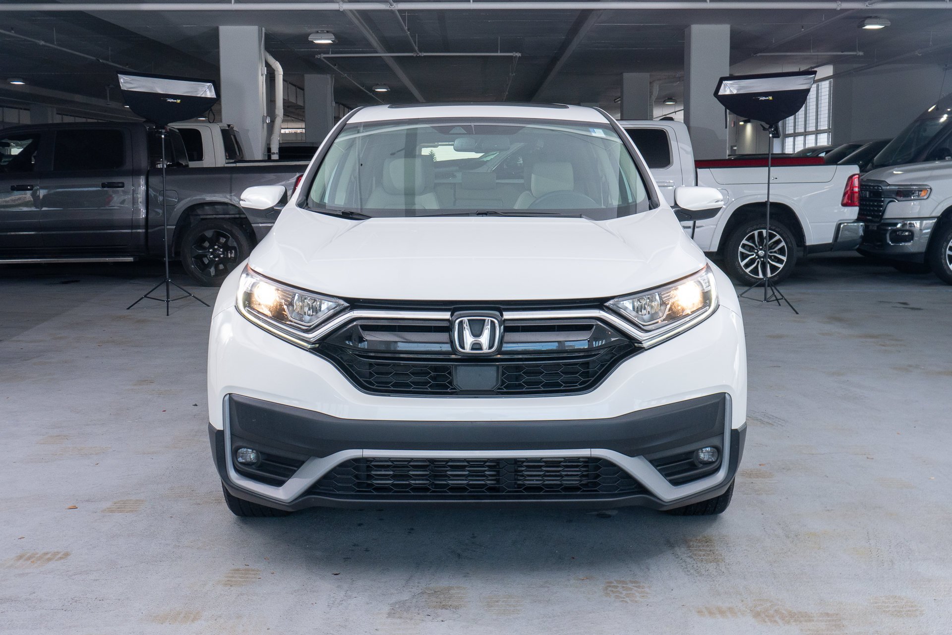 Used 2021 White Honda EX-L image 2