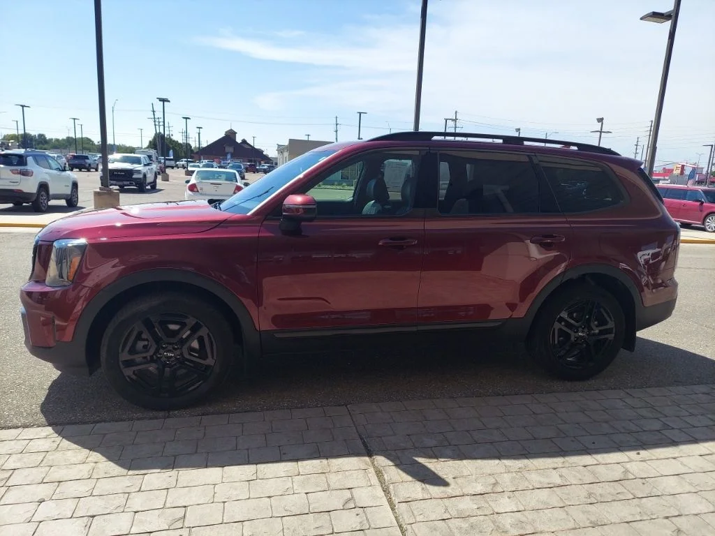 Certified Used 2024 Red Kia EX X-Line image 4