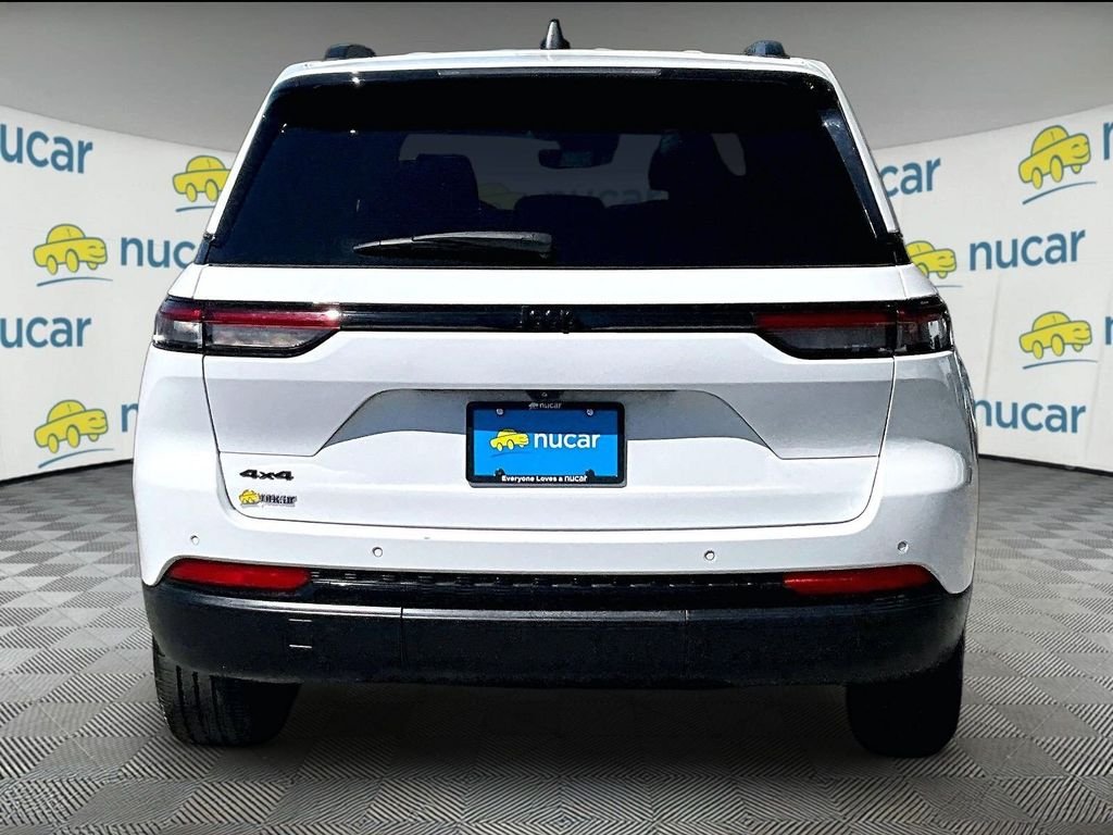 Used 2023 Bright White Clearcoat Jeep Altitude X image 5