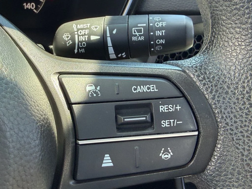 Used 2024 White Honda EX image 30