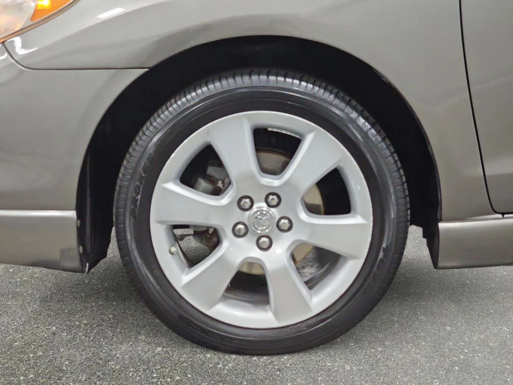 Used 2008 Gray Toyota XR image 33