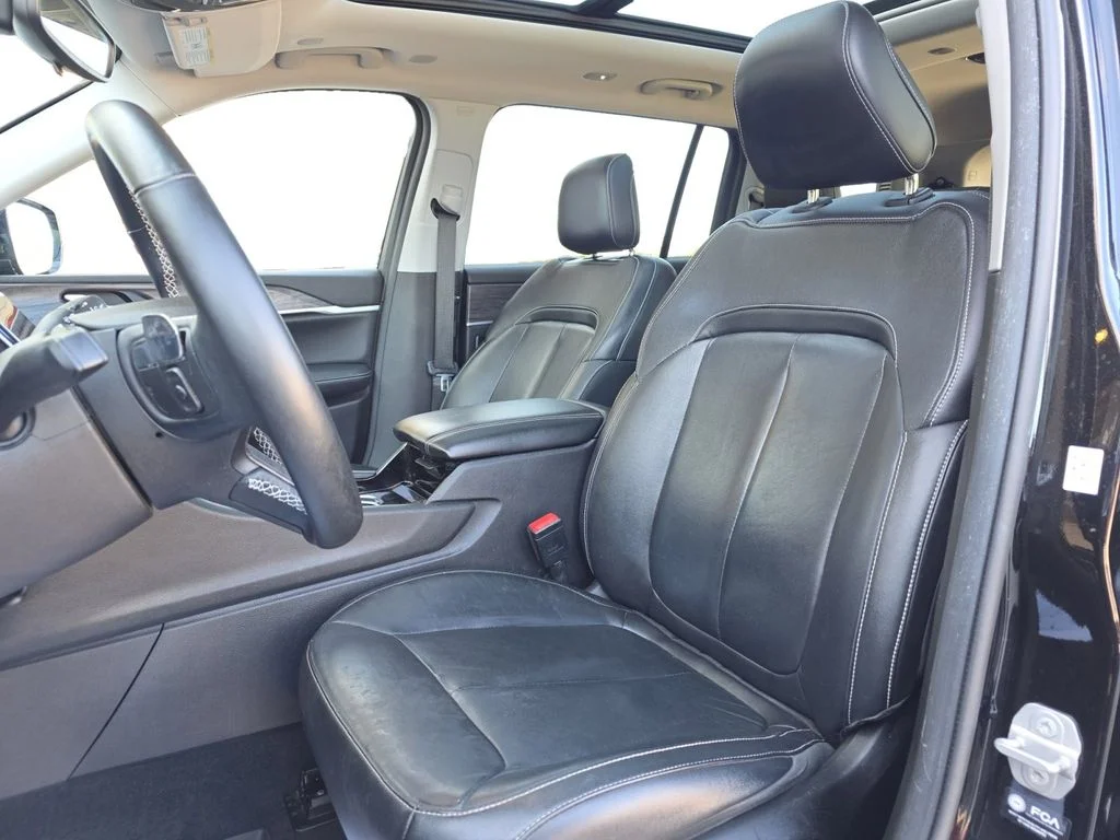 Used 2022 Black Jeep Limited image 28