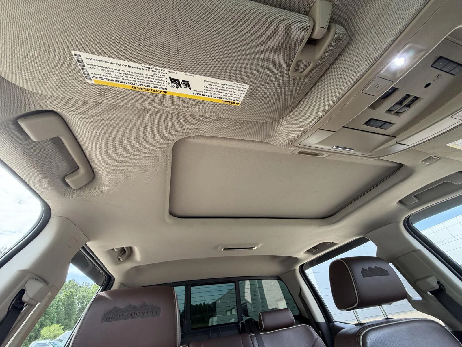 Used 2017 Pepperdust Metallic Chevrolet High Country image 18
