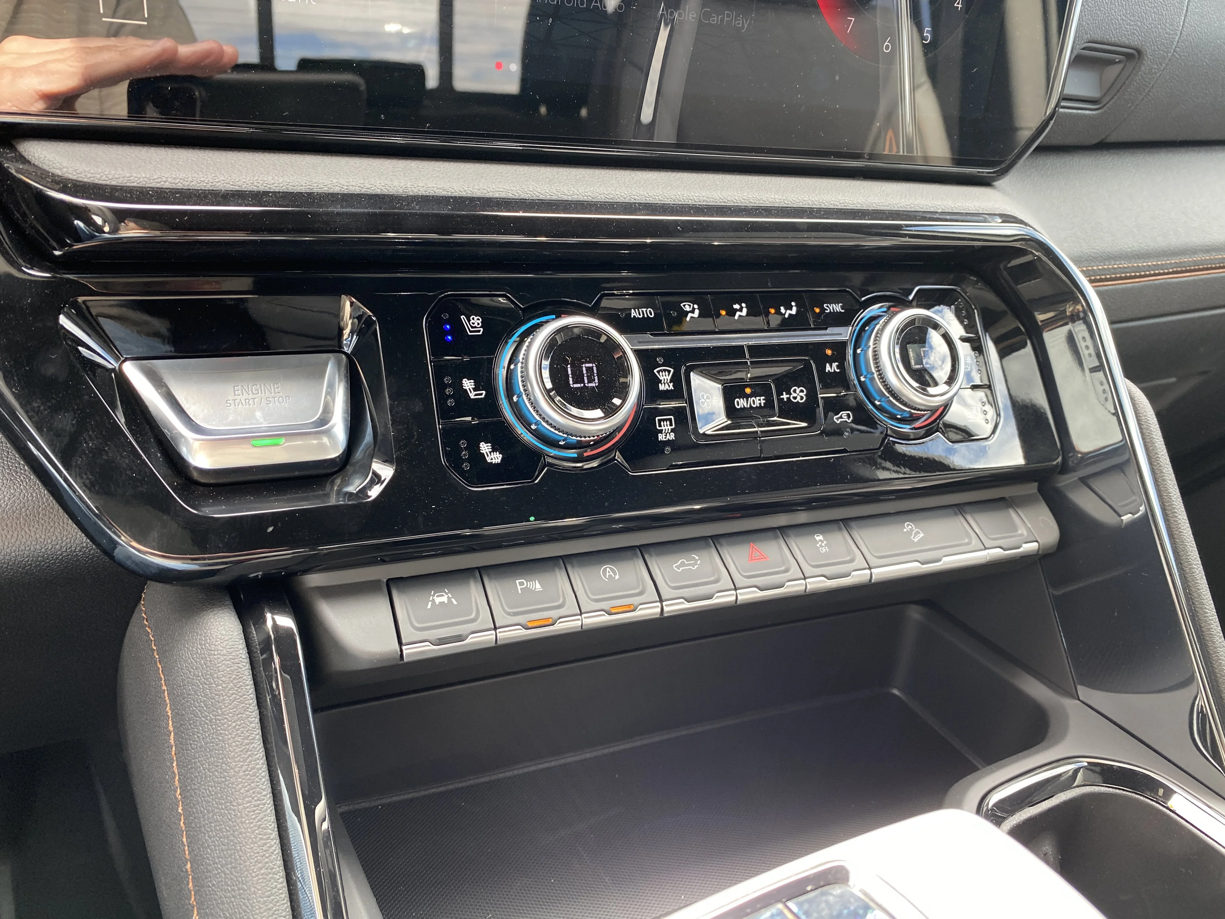 New 2026 ONYX BLACK GMC AT4 image 23