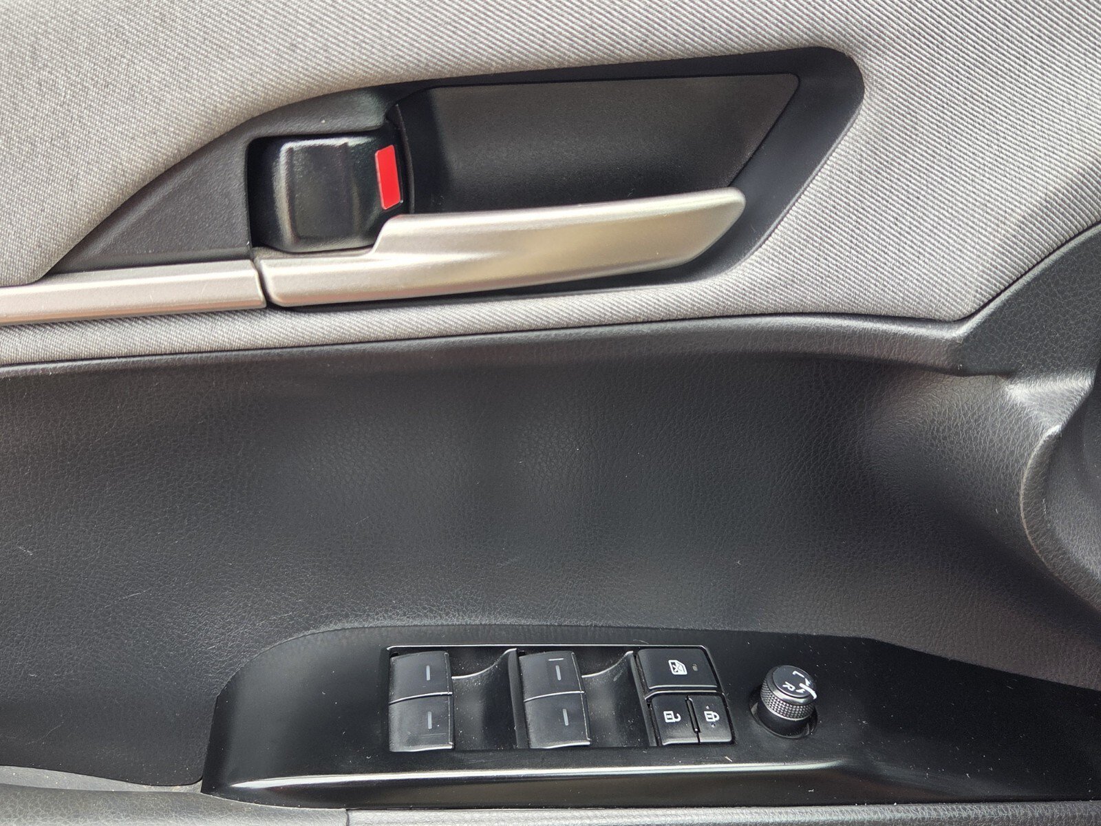 Used 2025 Red Toyota LE image 12