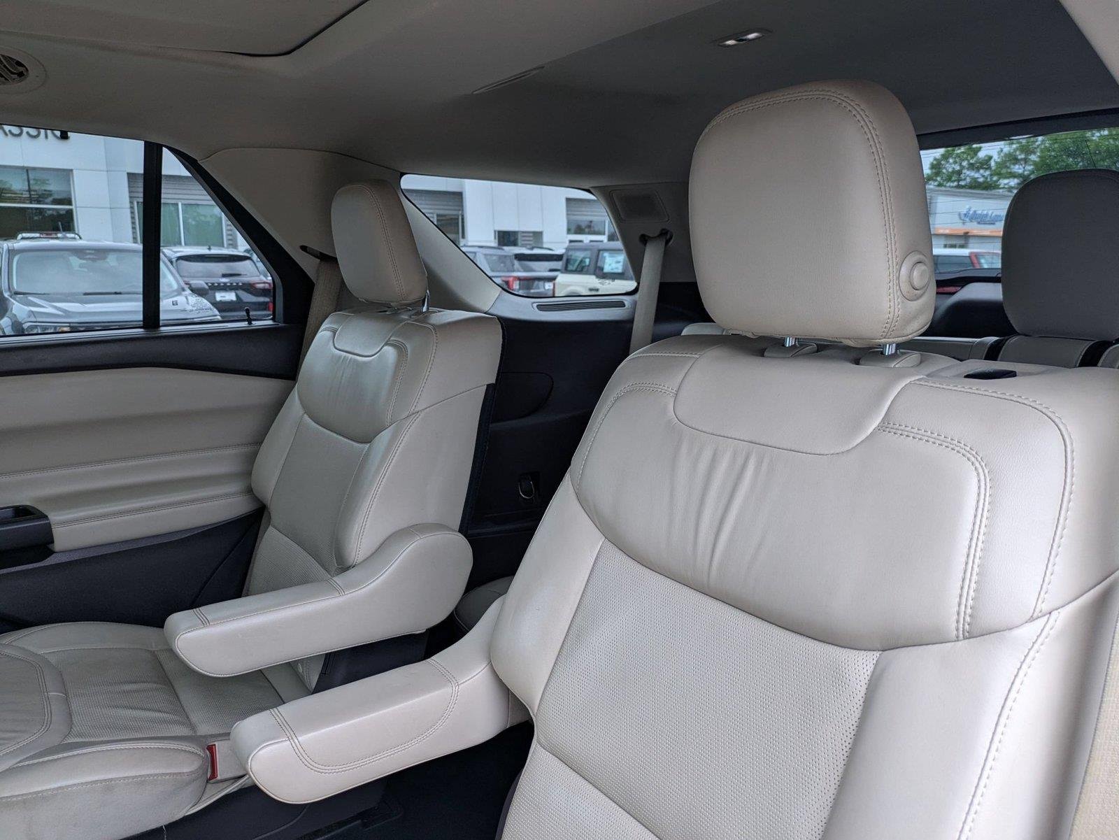 Used 2020 Silver Spruce Metallic Ford Platinum image 26