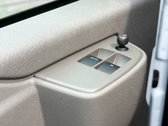 2025 Chevrolet Express Cargo Work Van - Photo 20