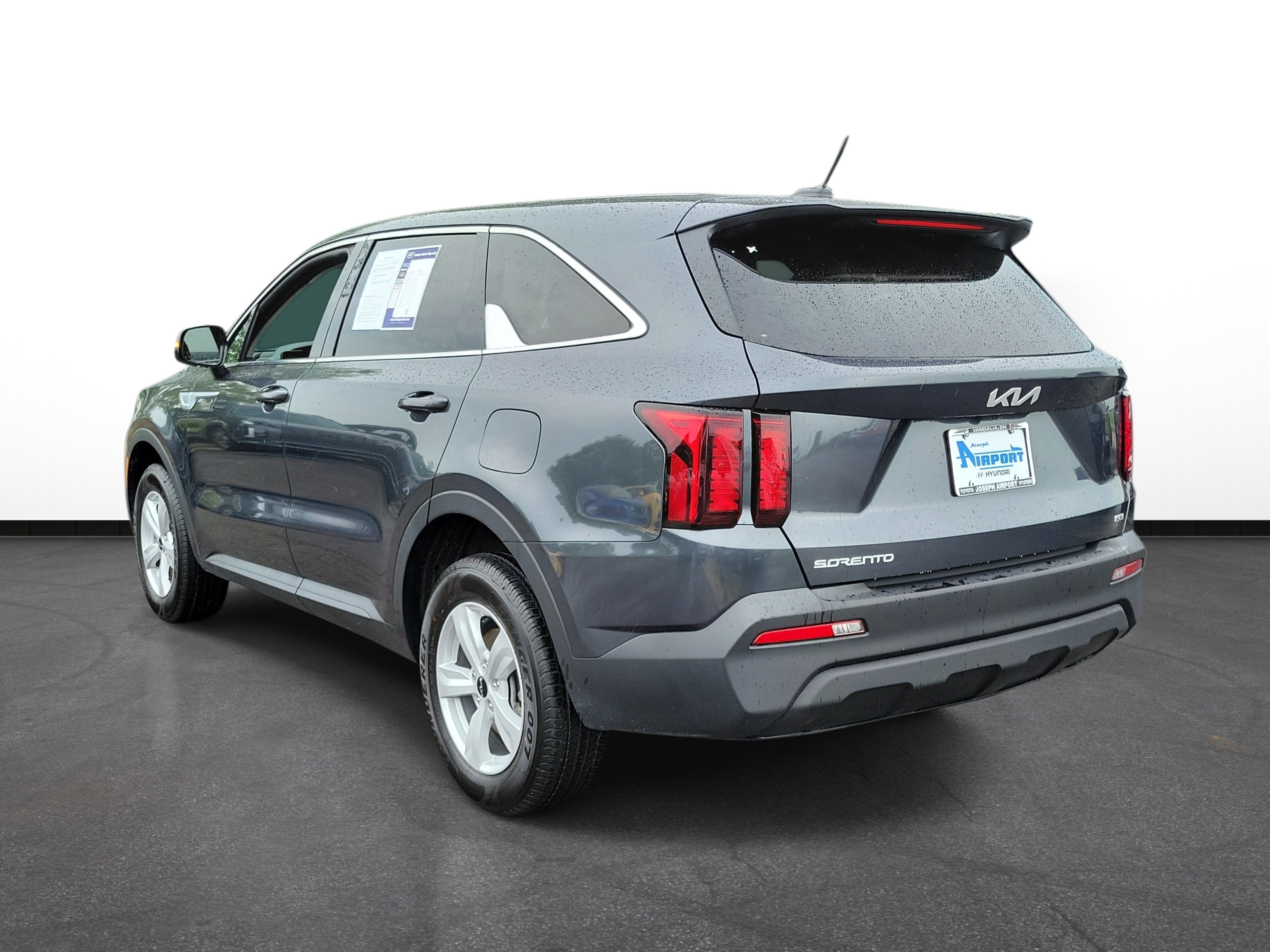 Used 2023 Gravity Grey Kia LX image 3