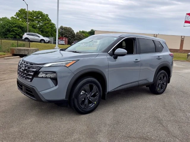 Used 2026 Gray Nissan SV image 3