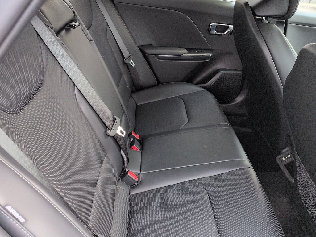 New 2026 Snow White Pearl Kia EX image 8