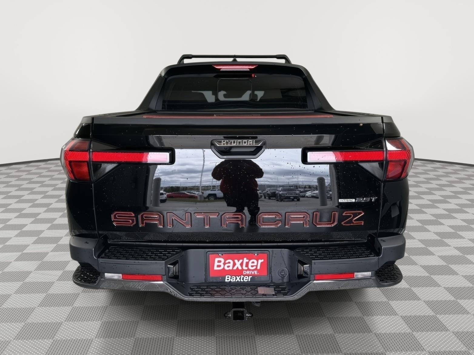Used 2025 Phantom Black Hyundai Limited image 10