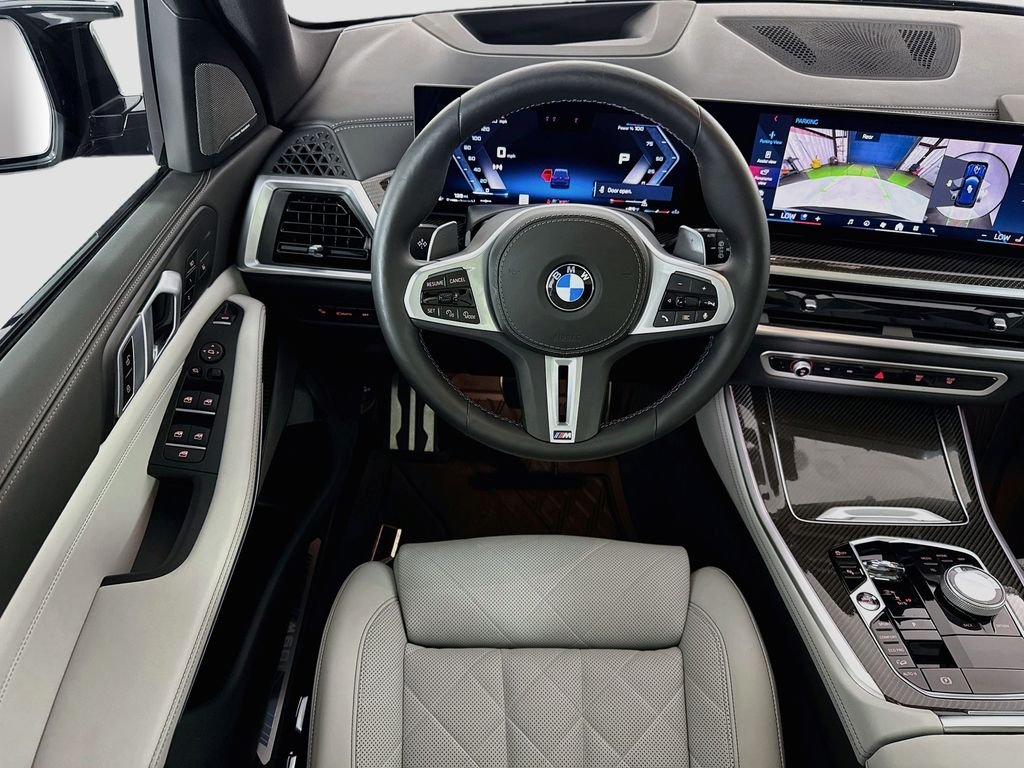 Used 2025 Blue Metallic BMW M60i image 10