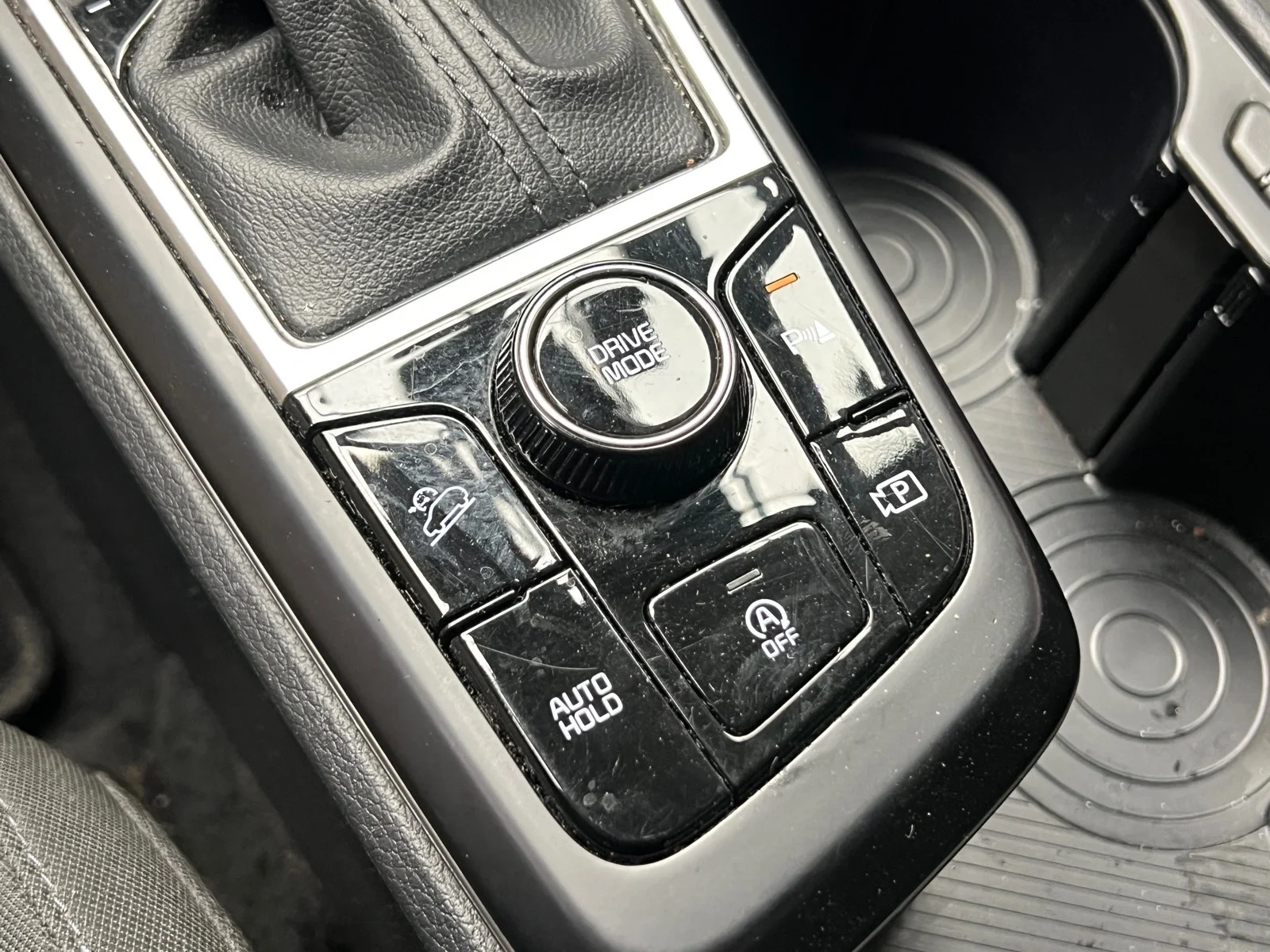 Used 2024 Gravity Gray (kdg) Kia LX image 20