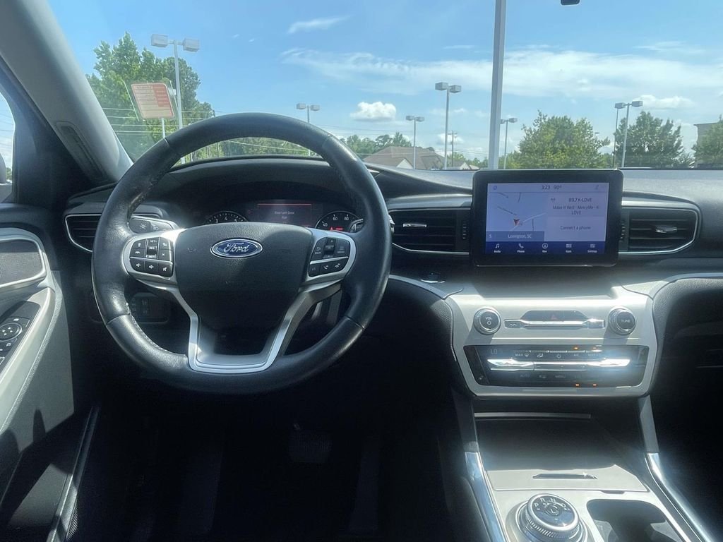 Used 2021 White Ford XLT image 13