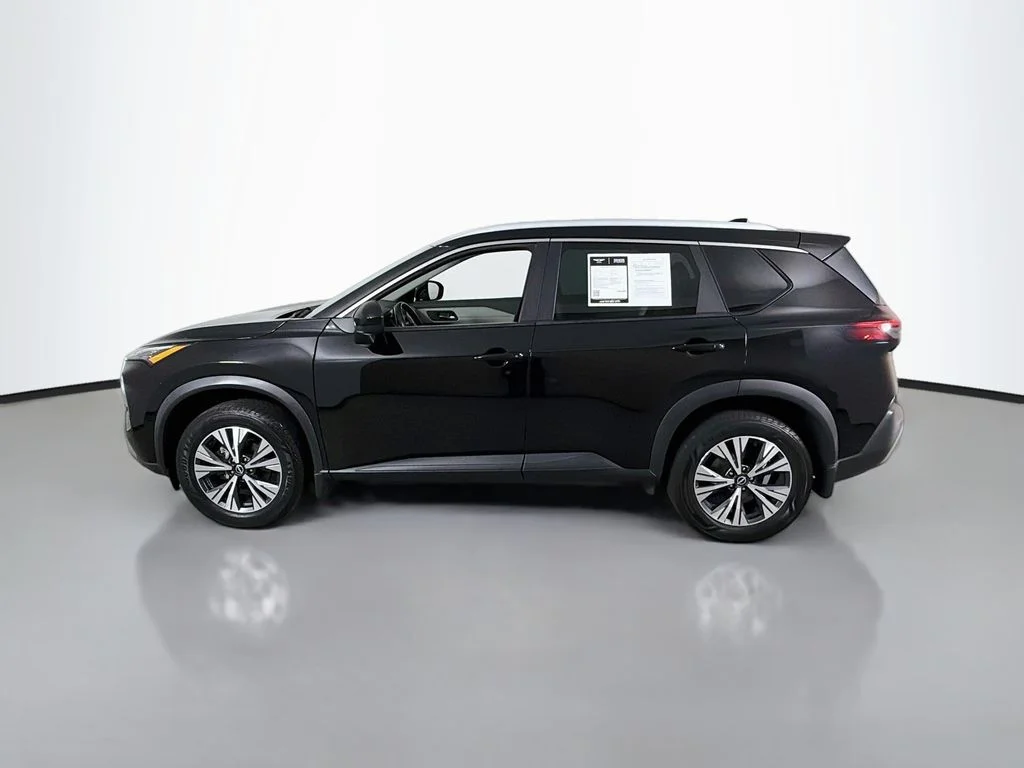 Used 2023 Super Black Nissan SV image 4