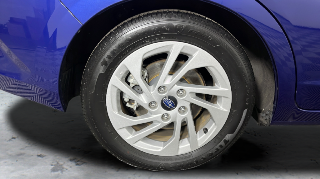Used 2024 Blue Subaru Base image 42