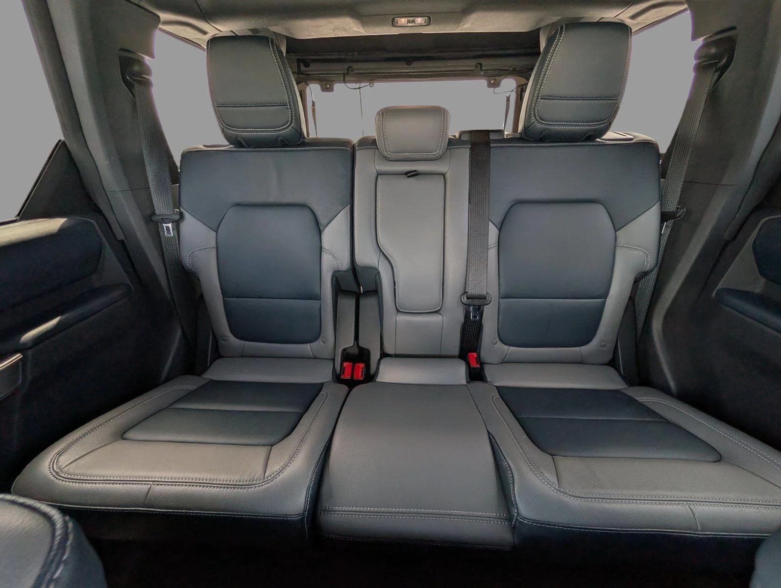 Used 2022 Carbonized Gray Ford Outer Banks image 12