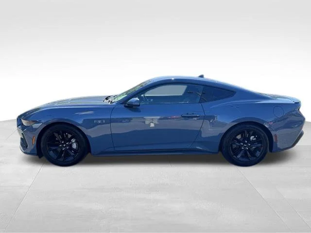 Used 2025 Blue Ford GT image 4