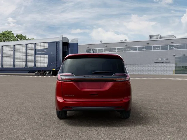 New 2026 Red Hot Pearl-Coat Exterior Paint Chrysler Select image 8