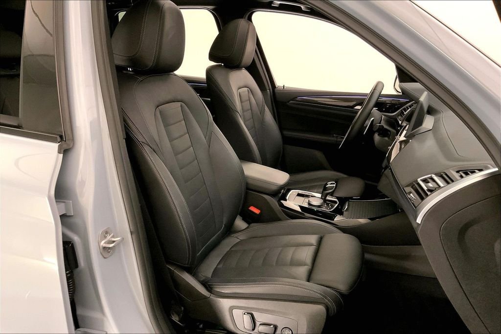 Certified Used 2024 Brooklyn Grey Metallic BMW  image 6