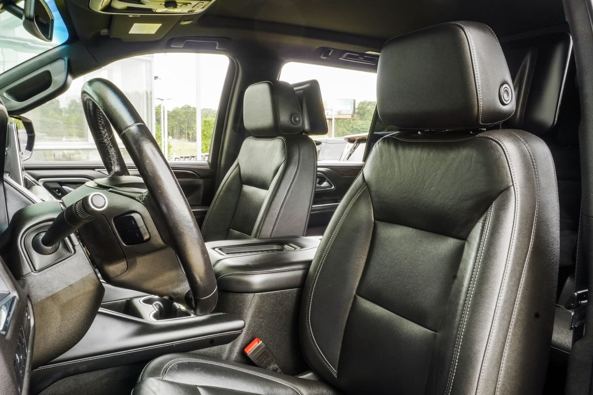 Used 2021 Black Chevrolet Z71 image 38