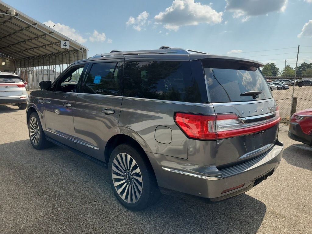 Used 2021 Gray Lincoln Reserve image 2