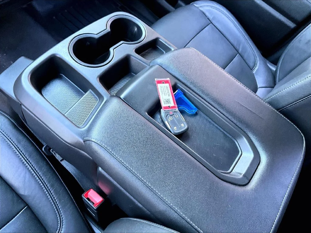 Used 2019 Silver Ice Metallic Chevrolet LT image 31