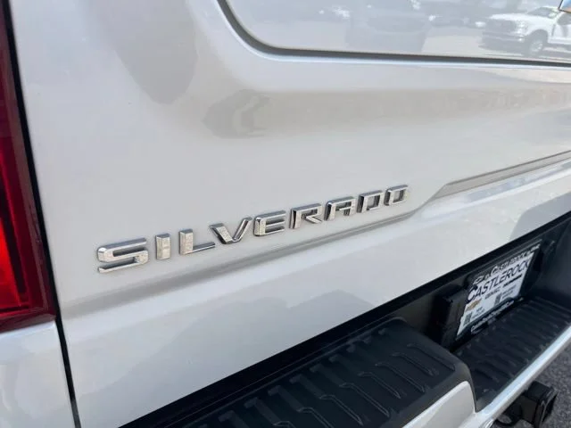 Certified Used 2024 Iridescent Pearl Tricoat Chevrolet High Country image 24