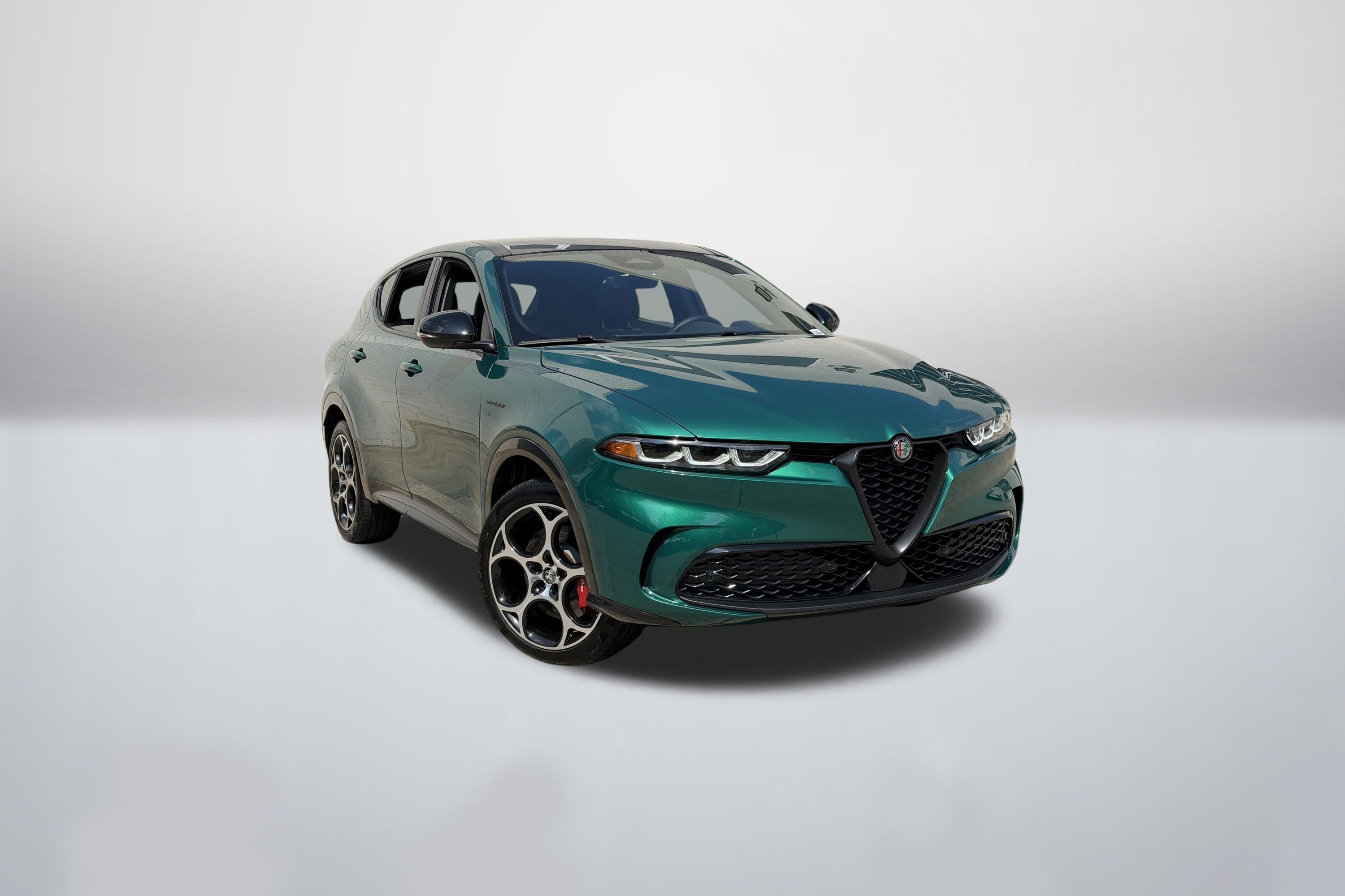 Used 2024 Verde Fangio Tri-Coat Alfa Romeo Veloce image 1