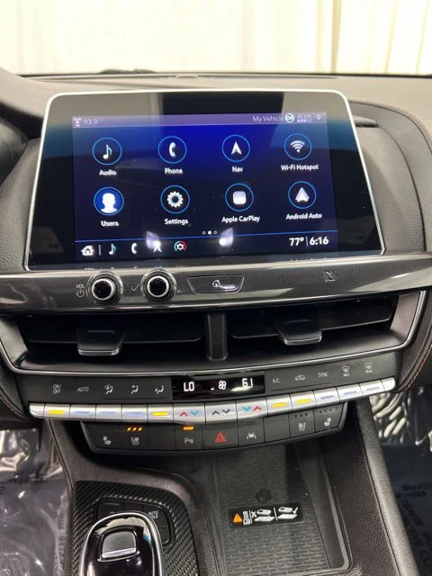Used 2020 White Cadillac Sport image 10