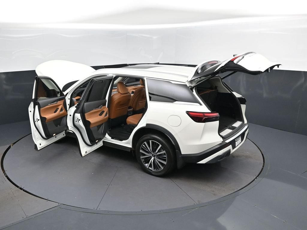Certified Used 2023 White INFINITI Sensory image 49