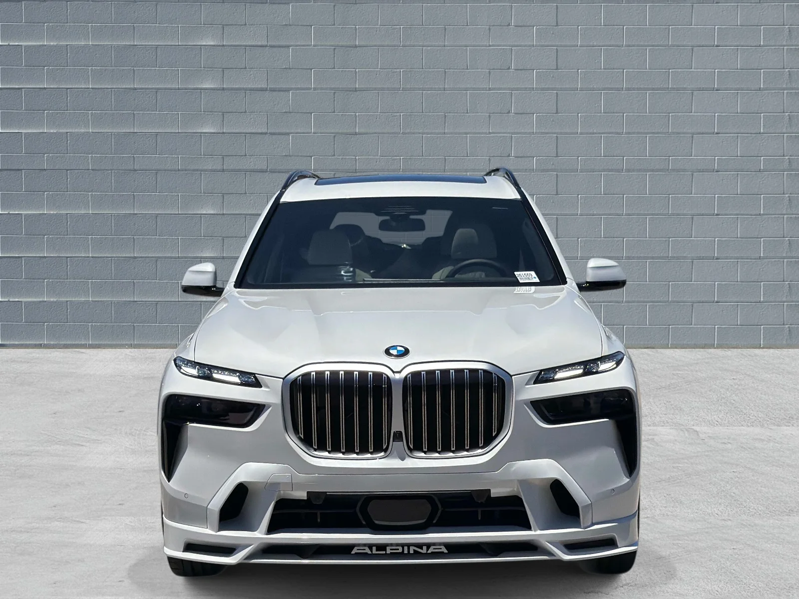 New 2026 Mineral White Metallic BMW ALPINA XB7 image 2
