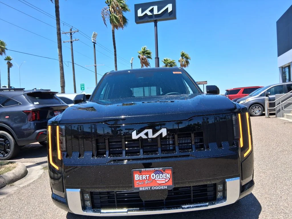 New 2027 Black Kia SX image 2