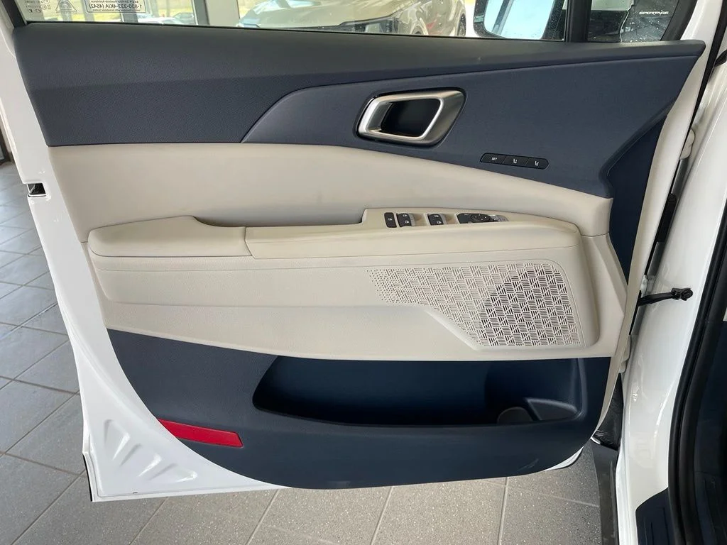 New 2026 White Kia EX image 17