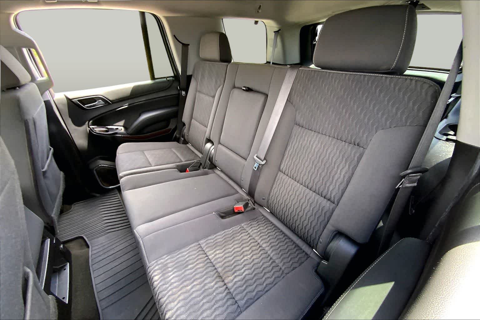 Used 2018 Dark Sapphire Blue Metallic GMC SLE image 19