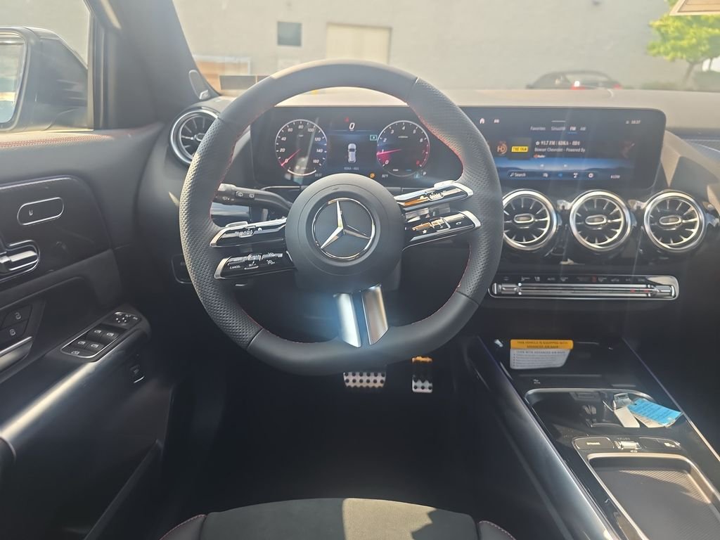 New 2026 Polar White Mercedes-Benz GLA 250 image 13