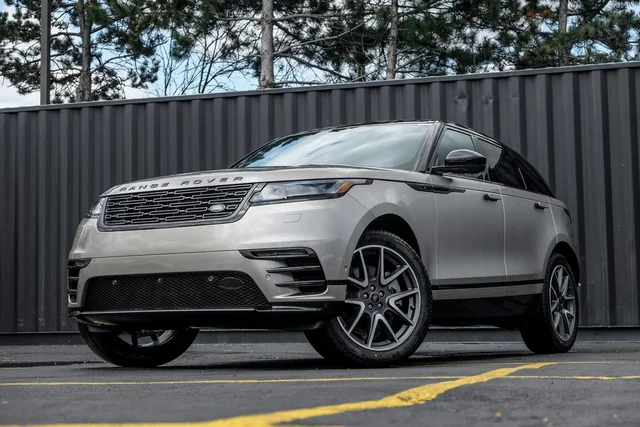 2026 Land Rover Range Rover Velar P250 Belgravia