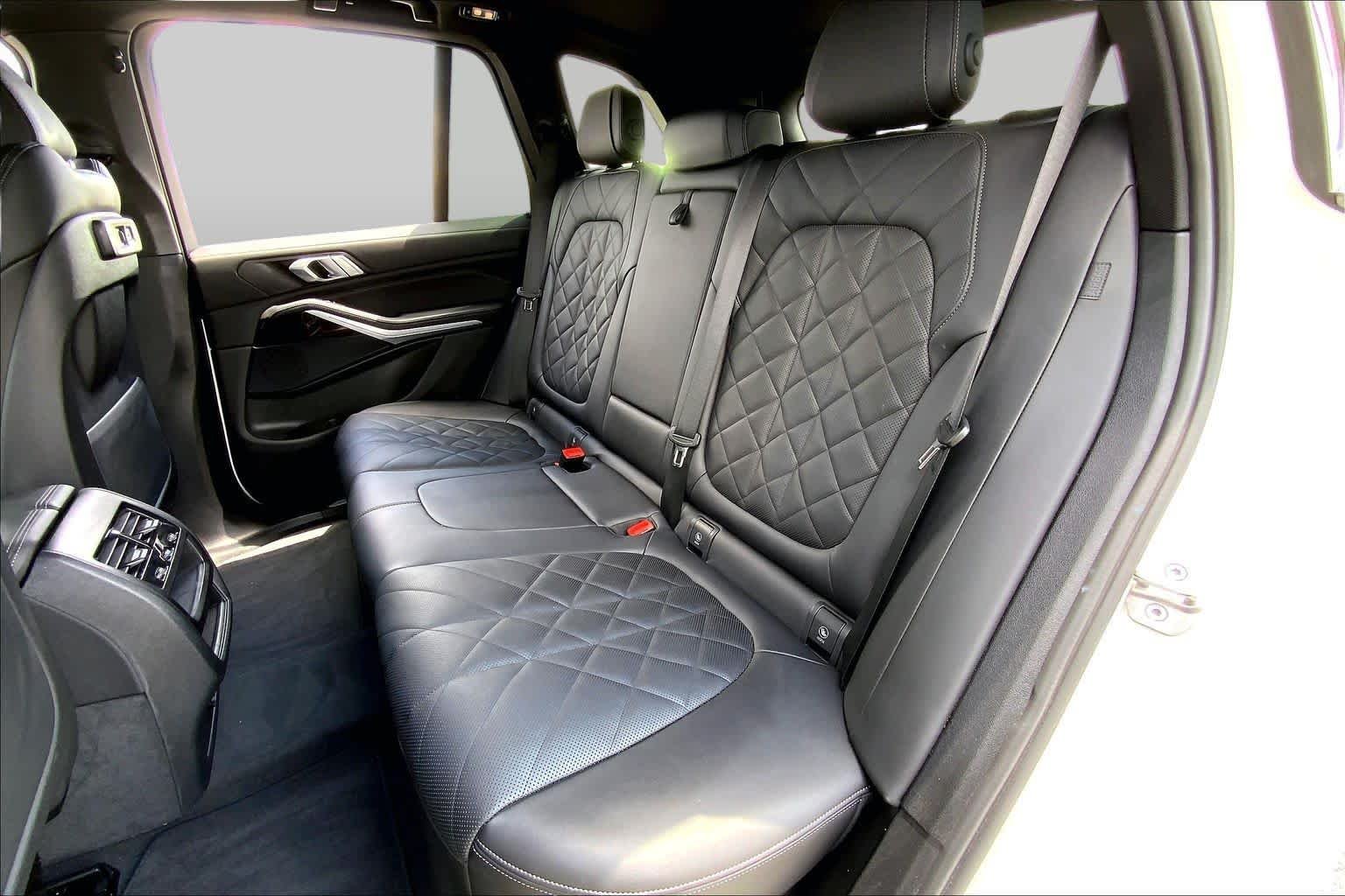 Used 2023 Alpine White BMW xDrive45e image 20