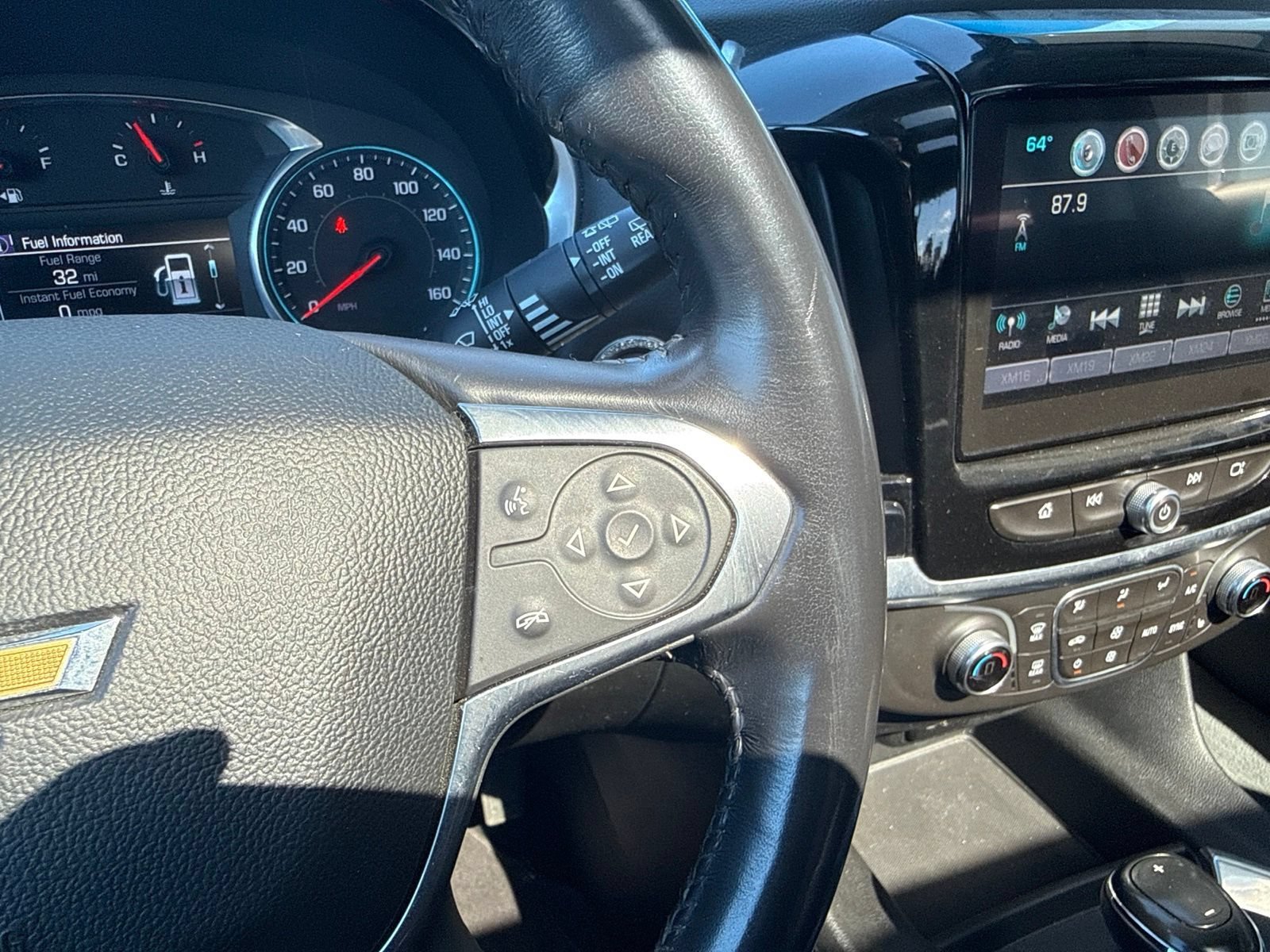 Used 2018 SATIN STEEL METALLIC Chevrolet LT Leather image 36