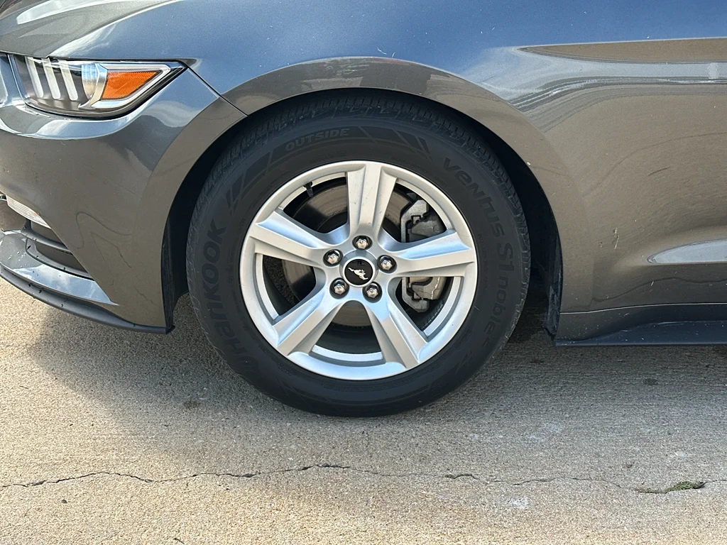 Used 2017 Magnetic Metallic Ford V6 image 5