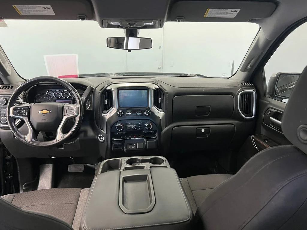 Used 2019 Black Chevrolet LT image 13