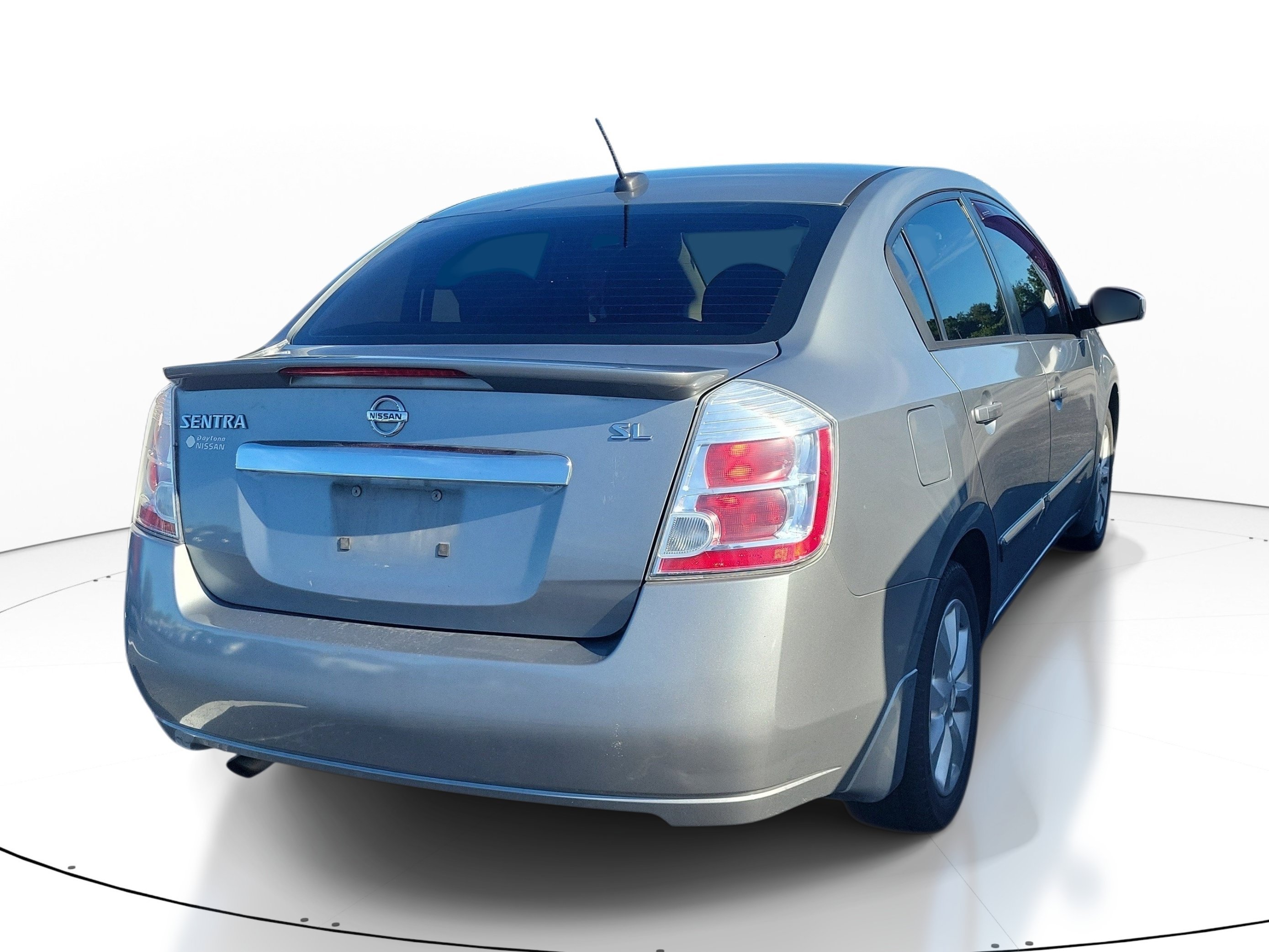 Used 2011 Magnetic Gray Metallic Nissan 2.0 SL image 9