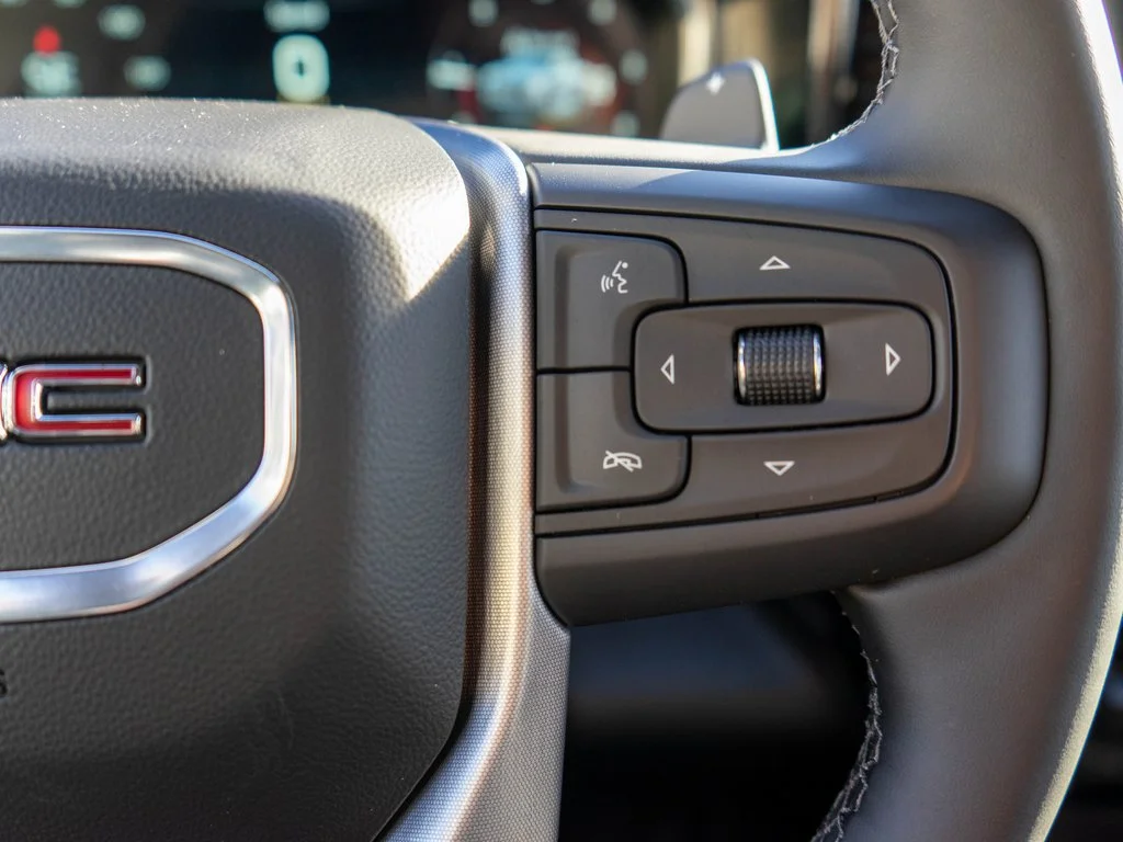 Used 2026 Silver GMC Elevation image 18