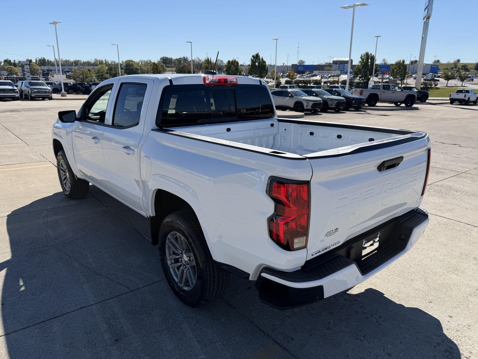 2026 Chevrolet Colorado LT - Photo 34
