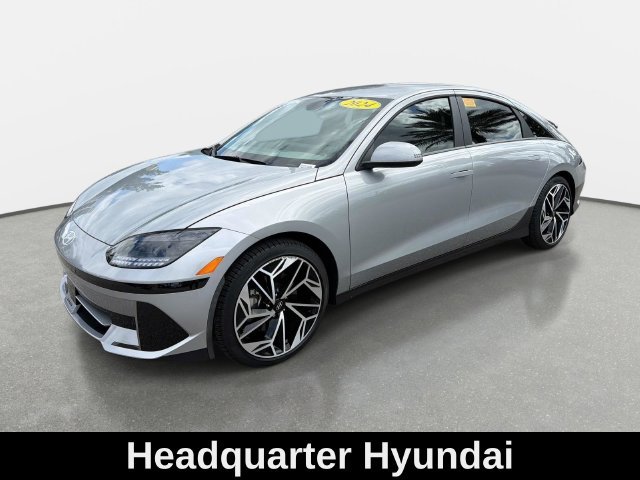 Used 2024 Silver Hyundai SEL image 5