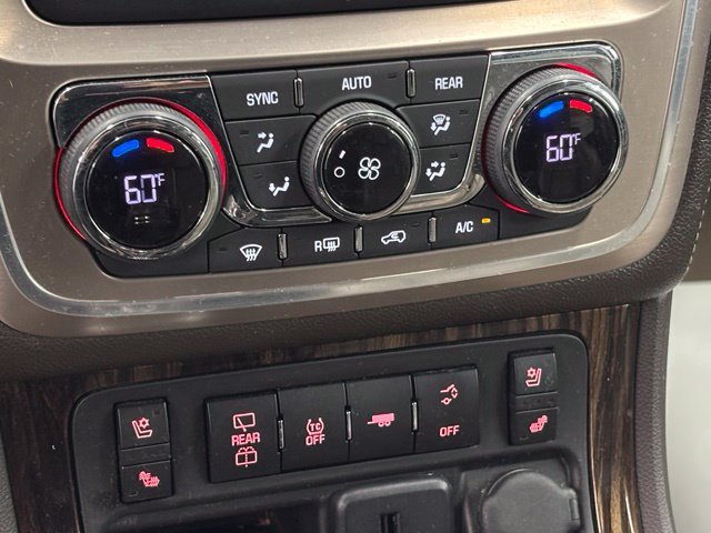 Used 2016 WHITE FROST TRICOAT GMC Denali image 37