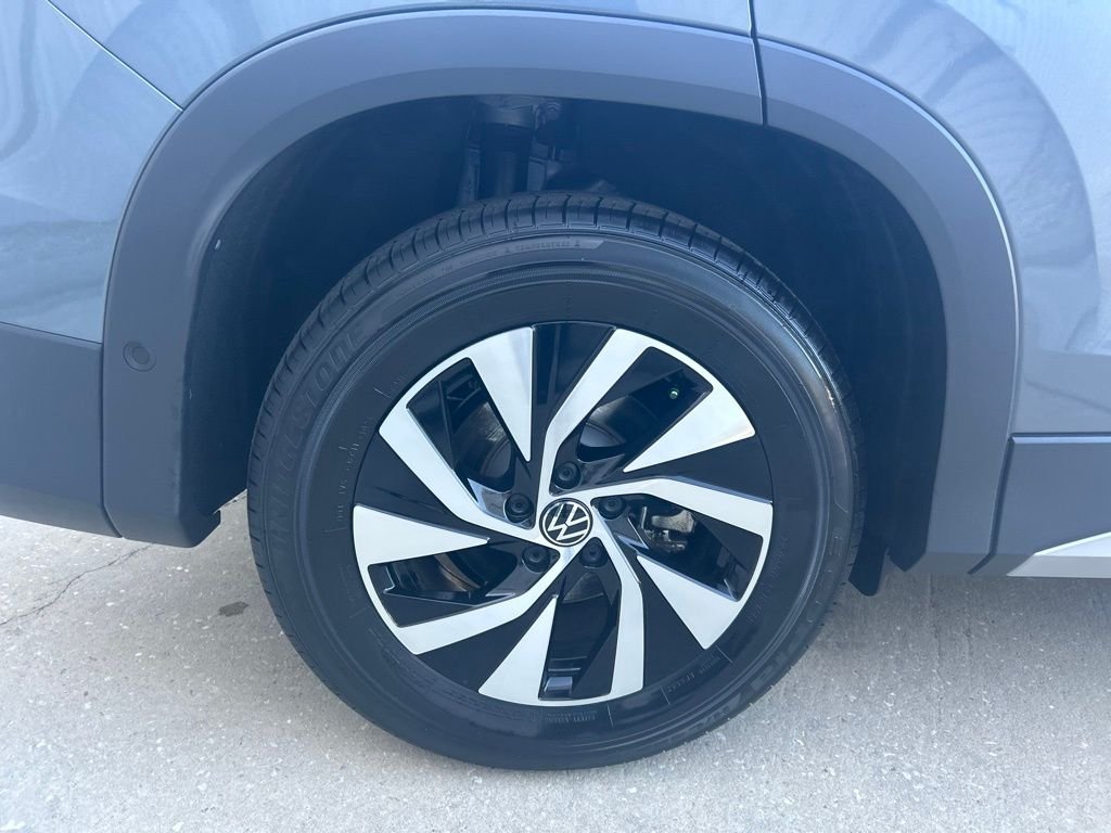 New 2026 Gray Volkswagen S image 25
