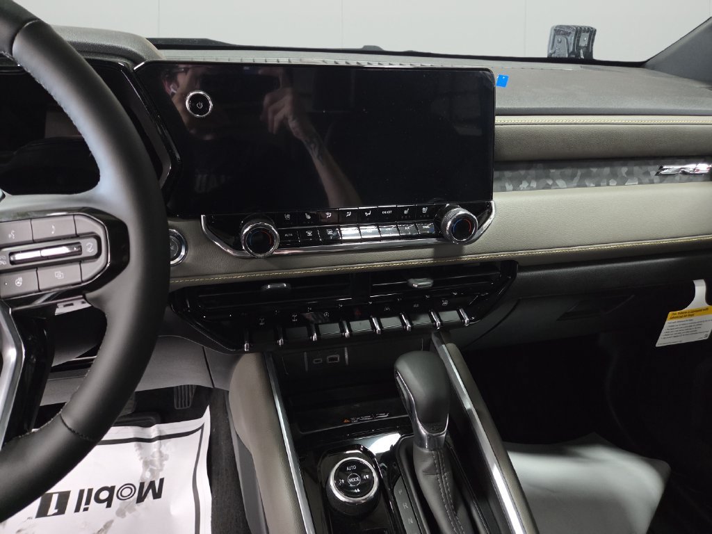 2026 Chevrolet Colorado ZR2 - Photo 22