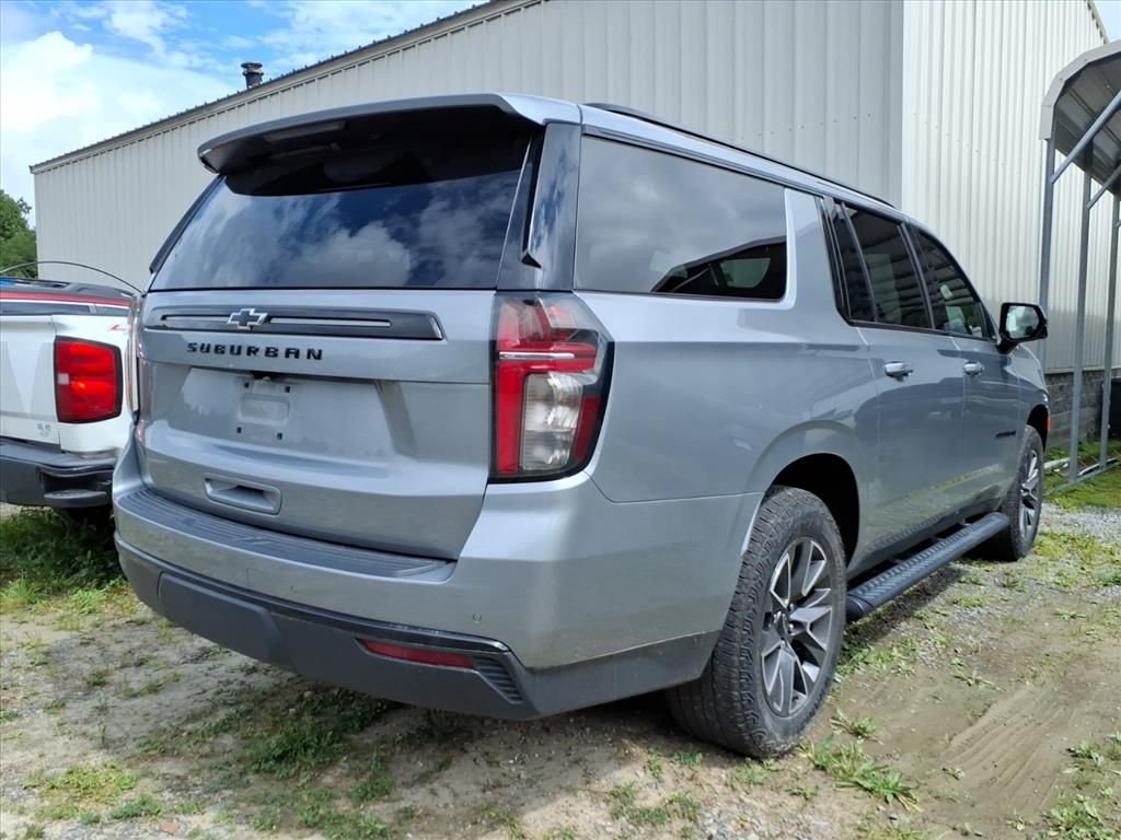 Used 2024 Gray Chevrolet Z71 image 6